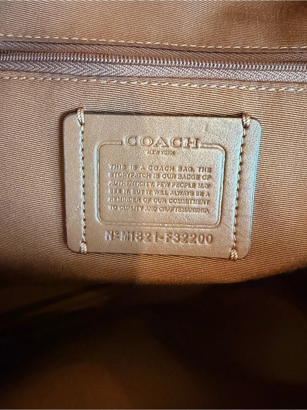 Coach authentic mini